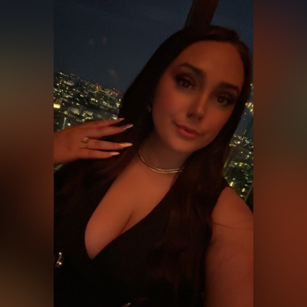 Meet your Posher, Holly